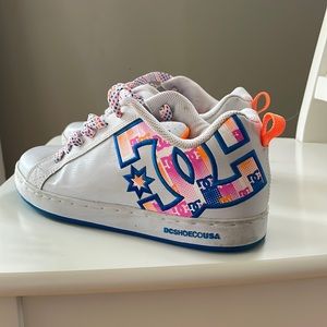 DC shoes, size 7.5